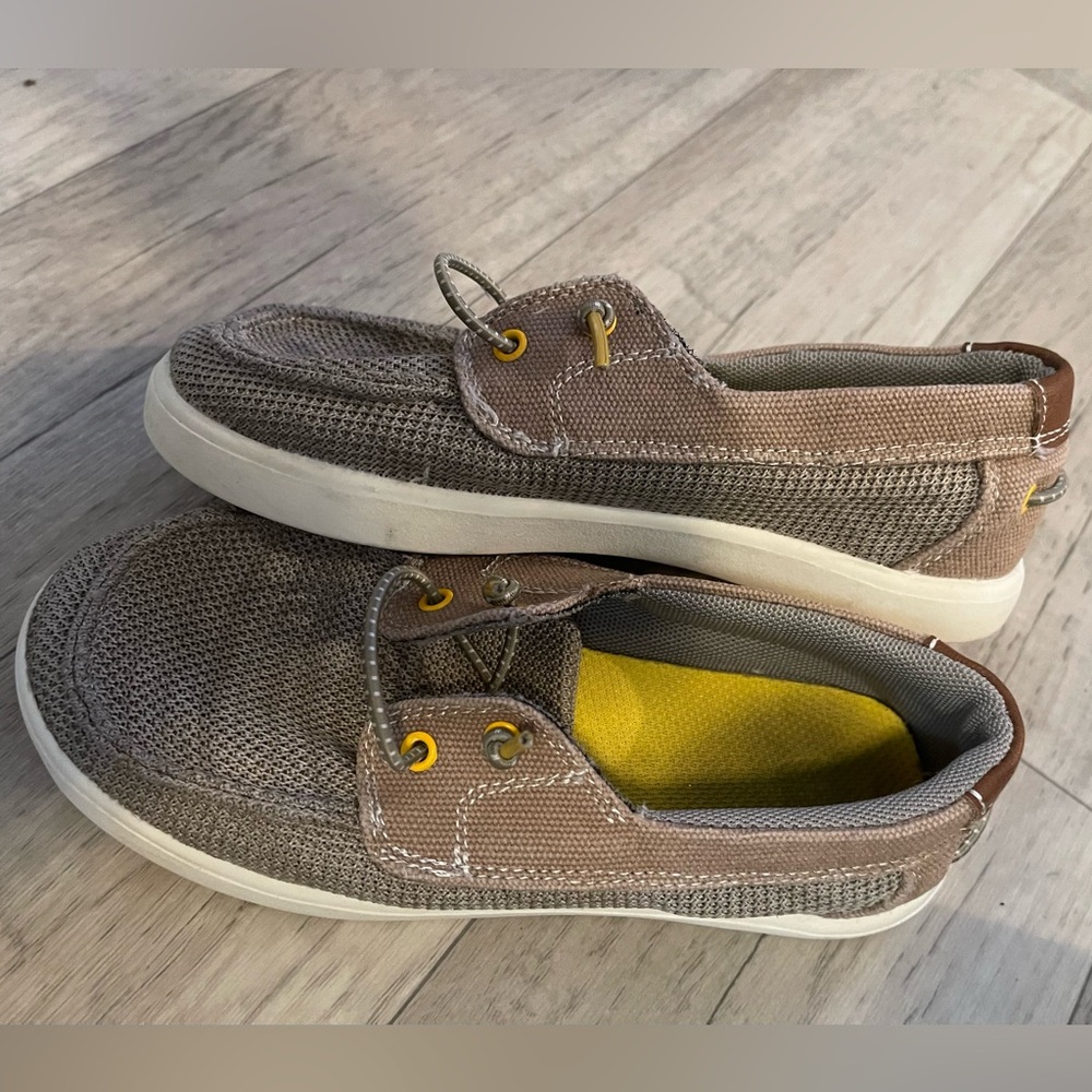 London Underground kids slip on sneaker shoes sz 1 young boy